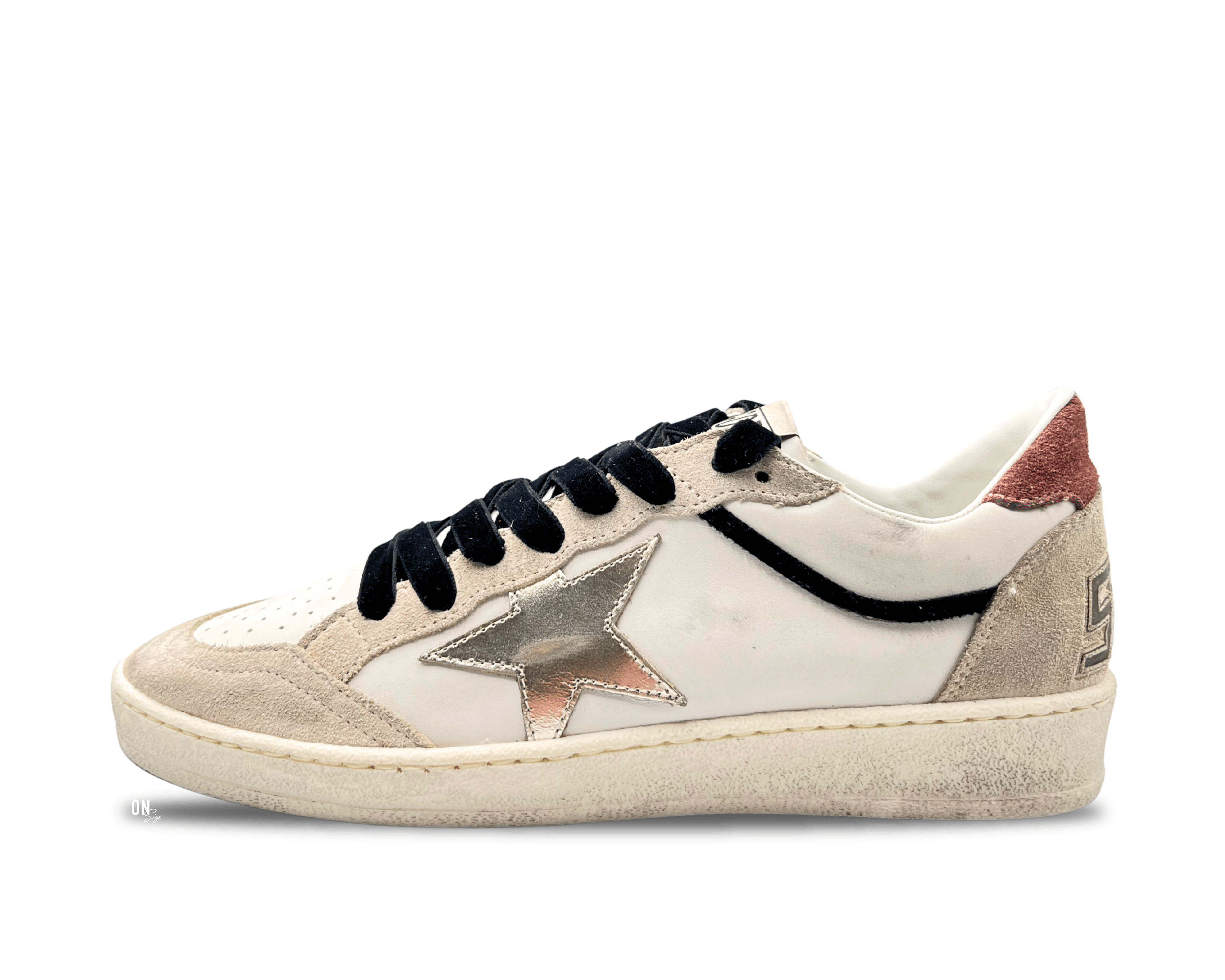 Golden Goose Ball Star White Beige Red Silver Star - OnSize