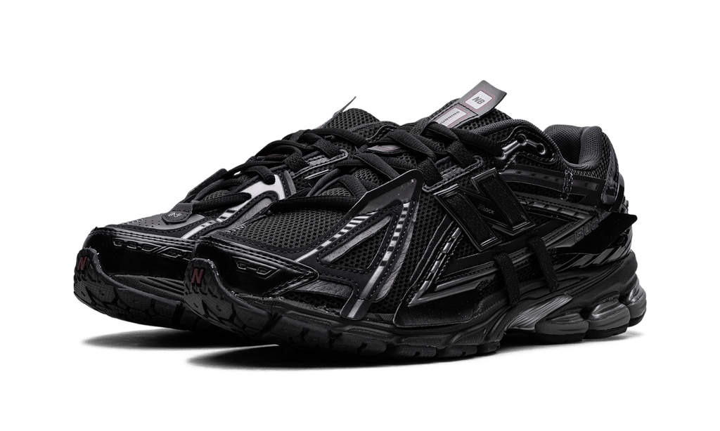 New Balance 1906A Black - OnSize